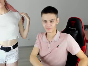webcam couple mia_n_harry live cam image #3571313