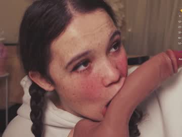 webcam girl chery_lady22 live cam image #7339495
