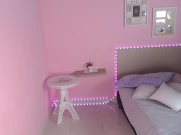 webcam girl little_effy18 live cam image #941358