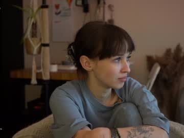 webcam girl diruriru live cam image #8839031