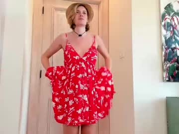 webcam girl island_peach live cam image #11806574