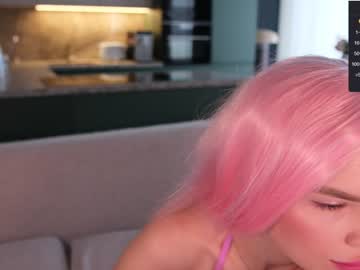 webcam girl love_you_to123 live cam image #8536819