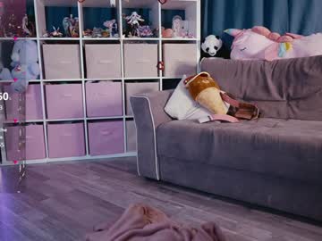 webcam girl madnessalise live cam image #12353319