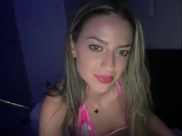 webcam girl lexi124337 live cam image #11586167