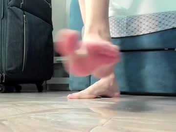 webcam girl courtney_luv live cam image #11840571