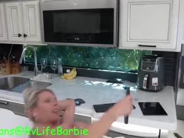 webcam girl rvlifebarbie live cam image #1436913