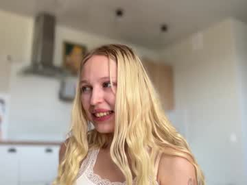 webcam girl shyrubate live cam image #10411174