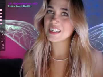 webcam girl fairyinthewild live cam image #4695344