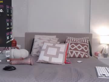 webcam girl smileyouarehere live cam image #10960274