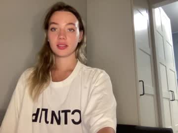 webcam girl angel_from_sky live cam image #7045837