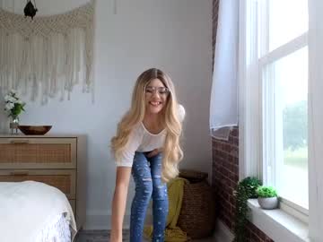 webcam girl littlegreekflower live cam image #6623492