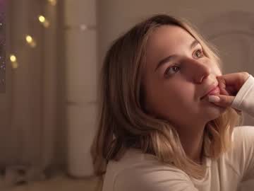 webcam girl aurmur live cam image #12306916