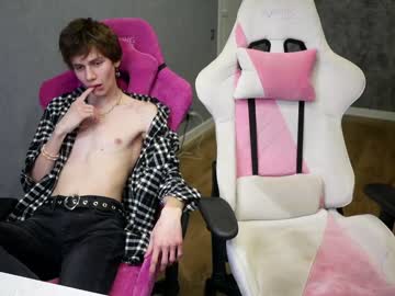 webcam man holiday_boys live cam image #4297410