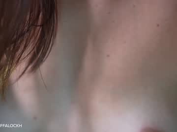 webcam girl tifalock_ live cam image #8758759