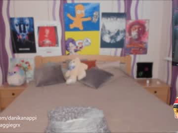 webcam girl danikanappi live cam image #7753452