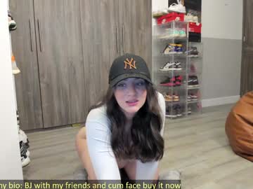 webcam girl lindabluee live cam image #11070361