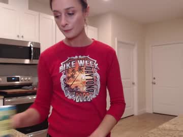 webcam girl holihurricane live cam image #7405618