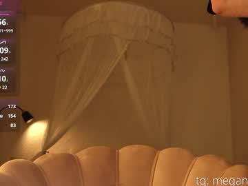 webcam girl top_of_passion live cam image #12210817
