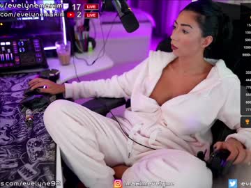 webcam girl evelyne92 live cam image #7515753