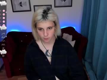 webcam girl yolandi_toit live cam image #3127279