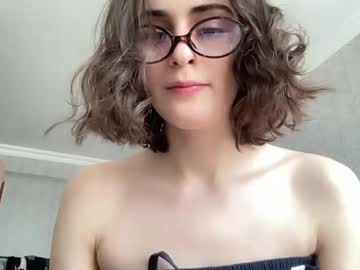 webcam girl wonderland_stia live cam image #12244037
