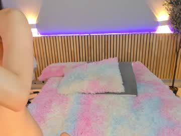 webcam girl little_effy18 live cam image #8927694