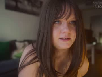 webcam girl alicemosstv live cam image #1630740