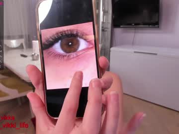 webcam girl misss_vikki live cam image #1677498
