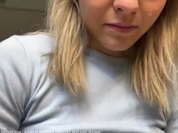 webcam girl honey_sunshine live cam image #9799103