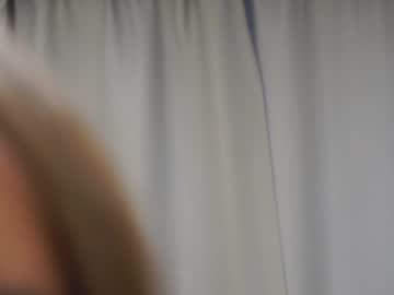 webcam girl arielday live cam image #7972298