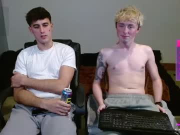 webcam man kyle_and_kam live cam image #11967442