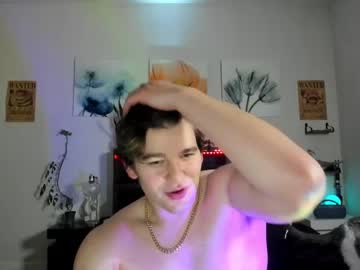 webcam man thejohnnystone live cam image #11708472
