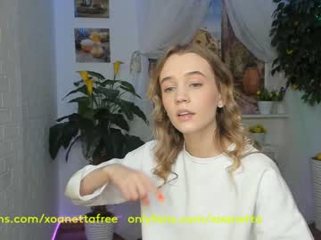 webcam girl xoanetta live cam image #1942335