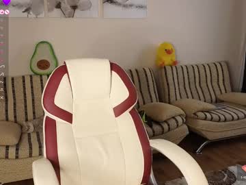 webcam girl charming__kitty live cam image #12341692