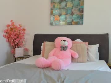webcam girl doll_lexi live cam image #6127753