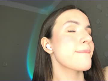 webcam girl lily_14 live cam image #1783156