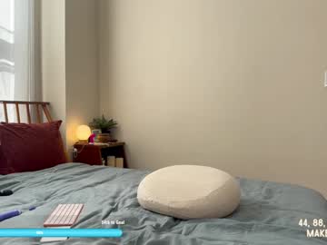 webcam girl lazylittlething live cam image #10473646