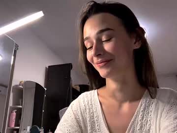 webcam girl fannygilbertson live cam image #12979013