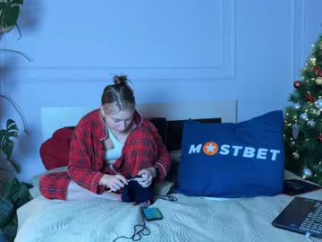 webcam couple vorvik live cam image #11515870