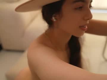 webcam girl naughtysammx live cam image #11965048
