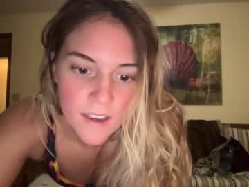webcam girl snowbunnyass live cam image #4695455