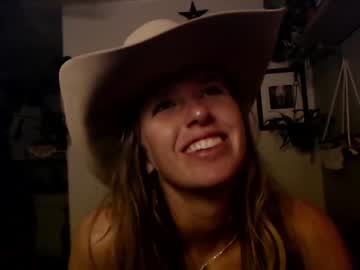 webcam girl lucy_gooosey live cam image #5257223