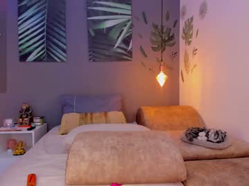 webcam girl anahi_ryan live cam image #10194808