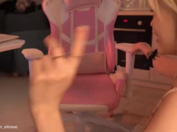 webcam girl golden_alinee live cam image #12392409