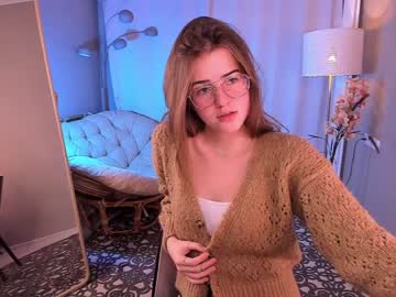 webcam girl zlata_luna live cam image #527705