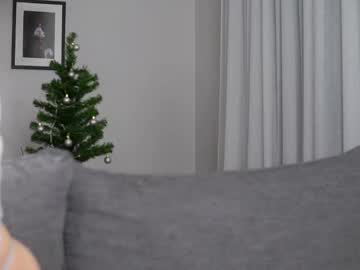 webcam girl maureensgame live cam image #11416663