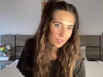 webcam girl taylorslittlekingdom live cam image #10198173