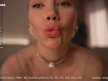 webcam girl bestie_online live cam image #12058859