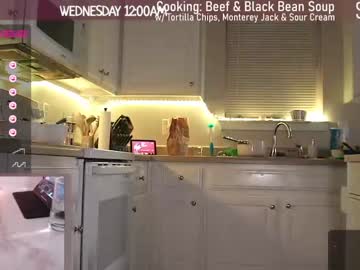 webcam girl milavalentinax live cam image #4848292