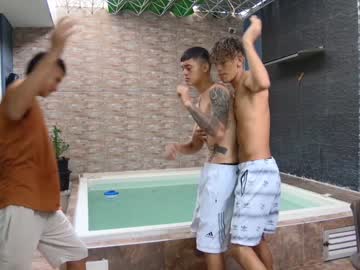 webcam man badguyss_bisex live cam image #8971266